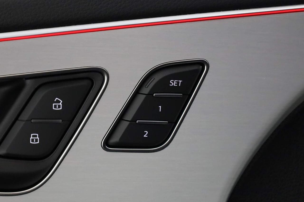 Audi Q8 Pro Line S 55 TFSI e 394 pk Quattro | 38532011-15