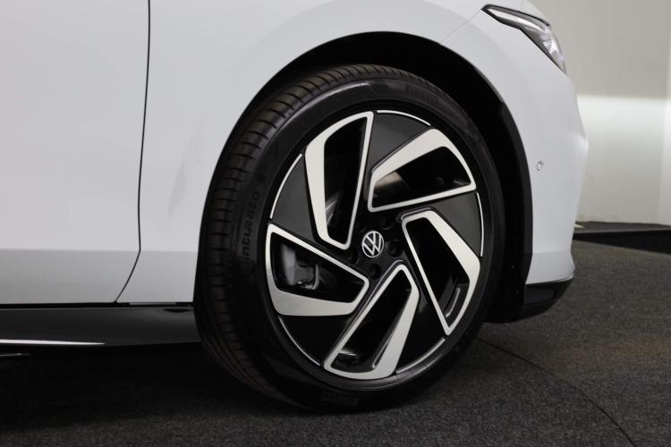 Volkswagen ID.7 Tourer First Edition 77 kWh 286PK | 38945140-21